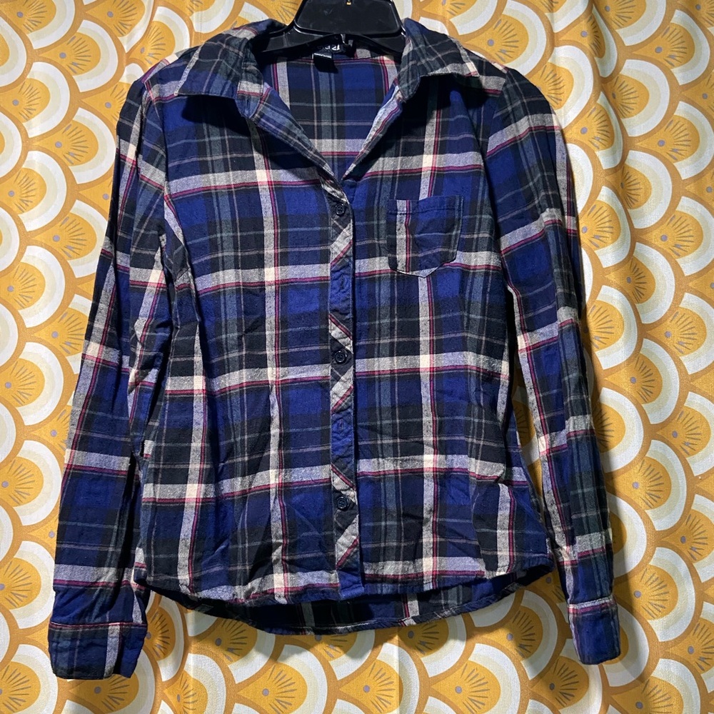 Forever 21 blue pink black plaid shirt
